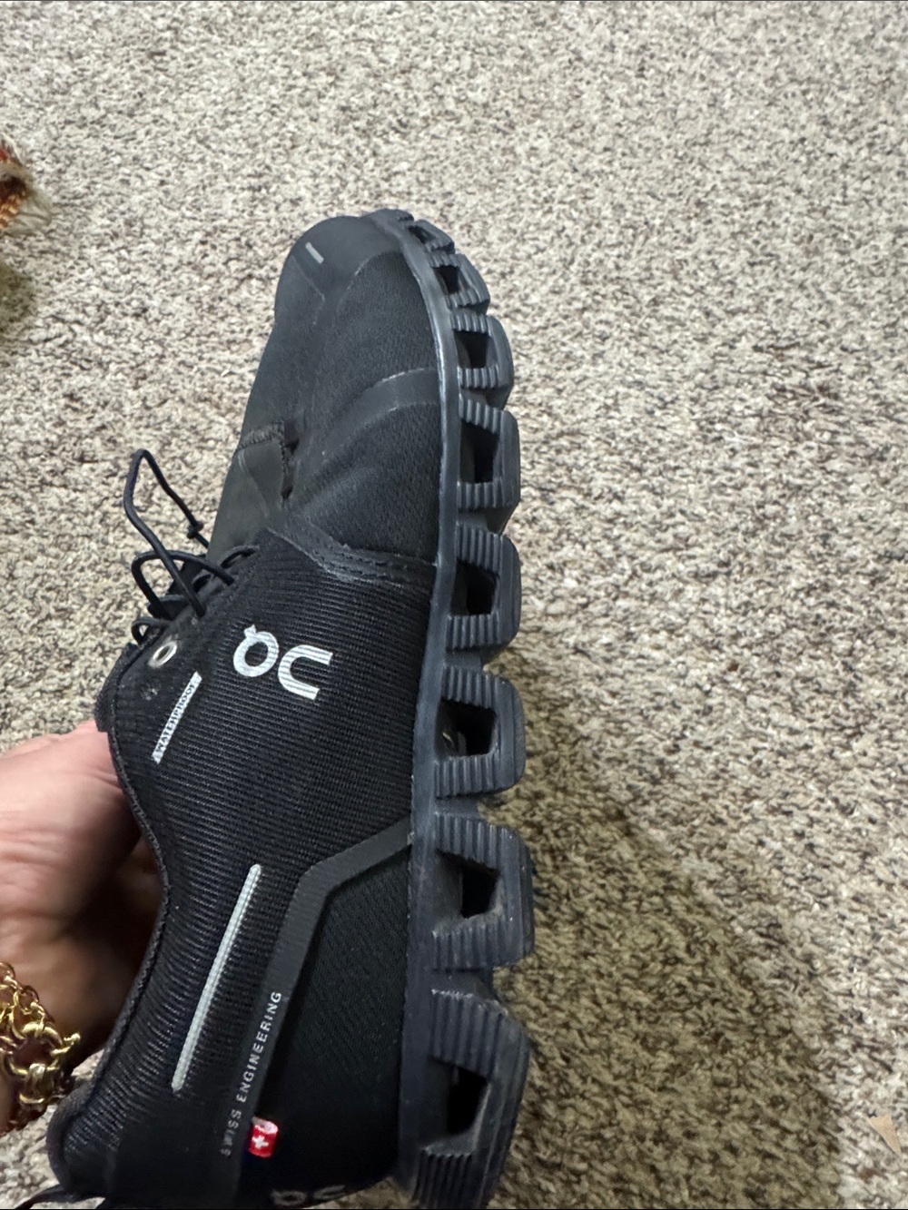 On Running Men's Black Athletic Sneakers with Subtle Gray Accents - Picture 8 of 13
